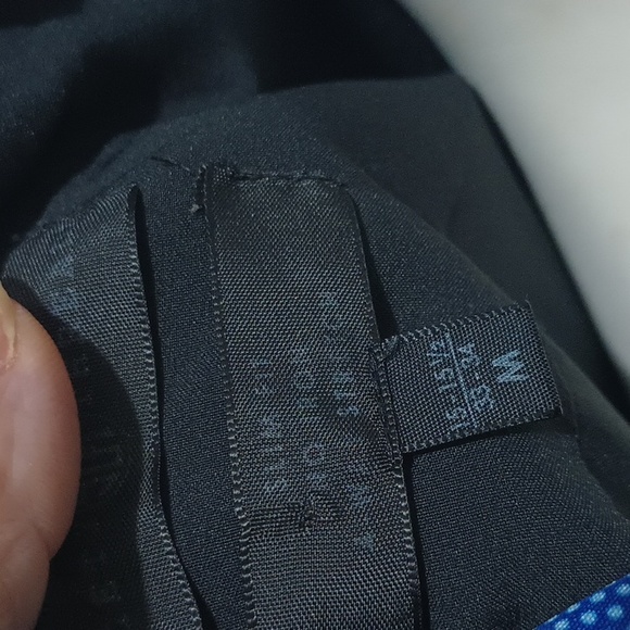 Slim Fit Solid Non-Iron Performance Dress ShirtSOCIETY OF THREADS - Picture 8 of 8